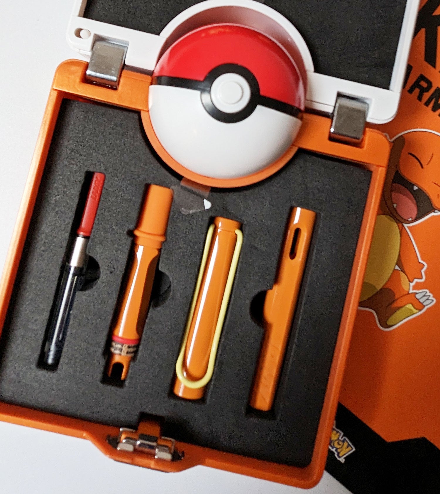 LAMY safari x Pokemon Charmander speciale editie