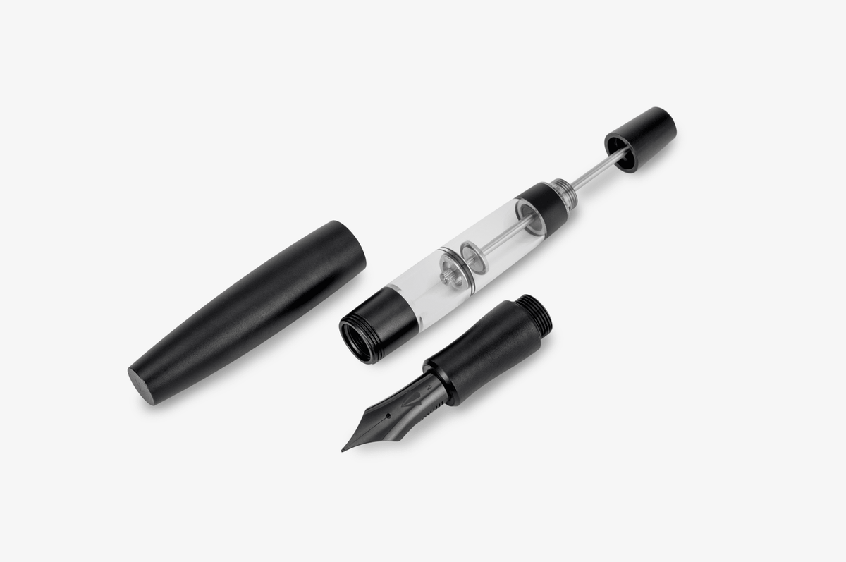 Gravitas Monster Aluminum Black - Fontoplumo