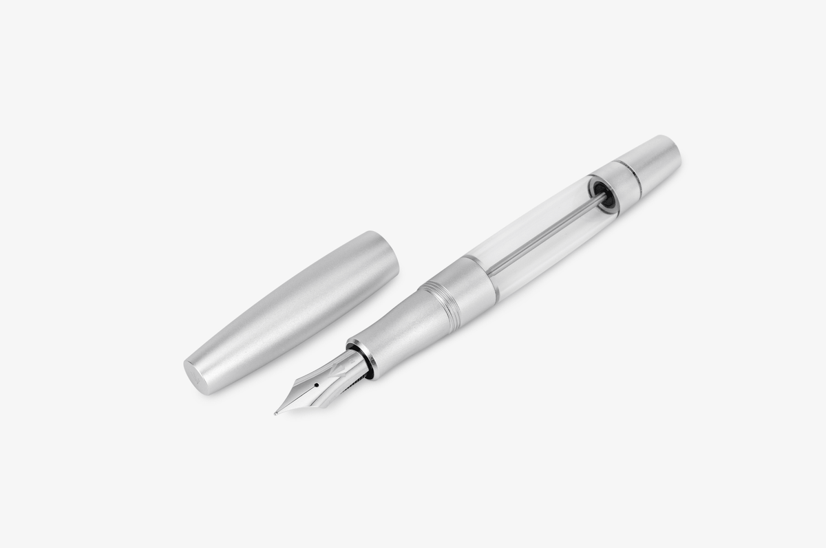 Gravitas Monster Aluminum Silver - Fontoplumo