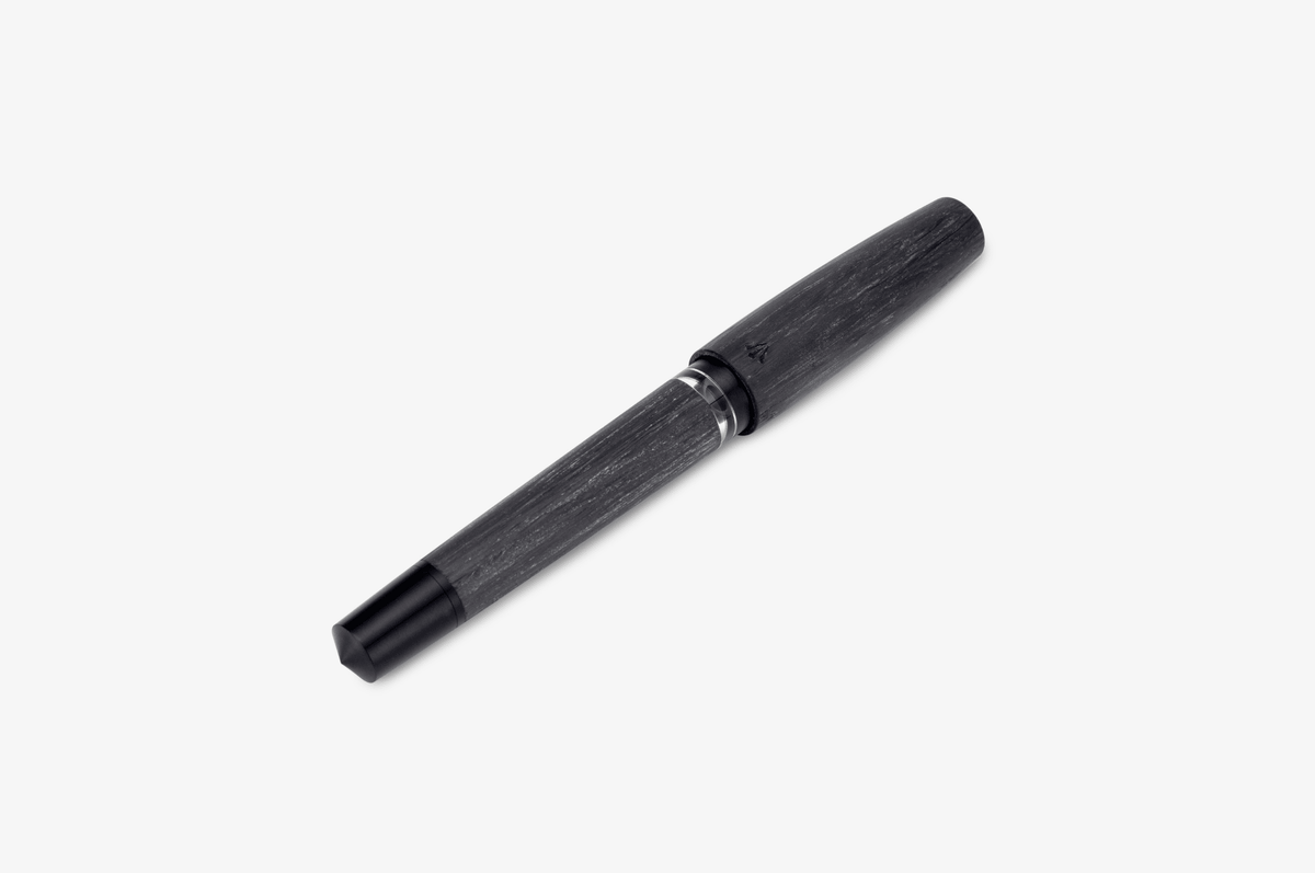 Gravitas Piston Carbon Black - Fontoplumo
