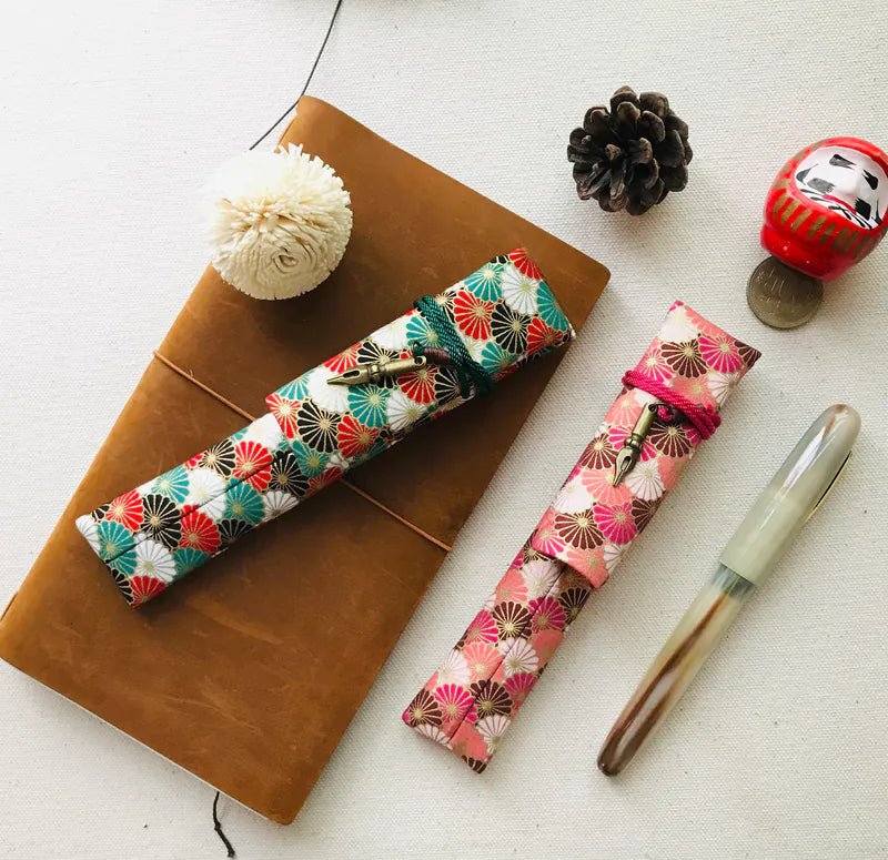 Kyokuhaku Japanese kiku pattern Pen Sleeve - Fontoplumo