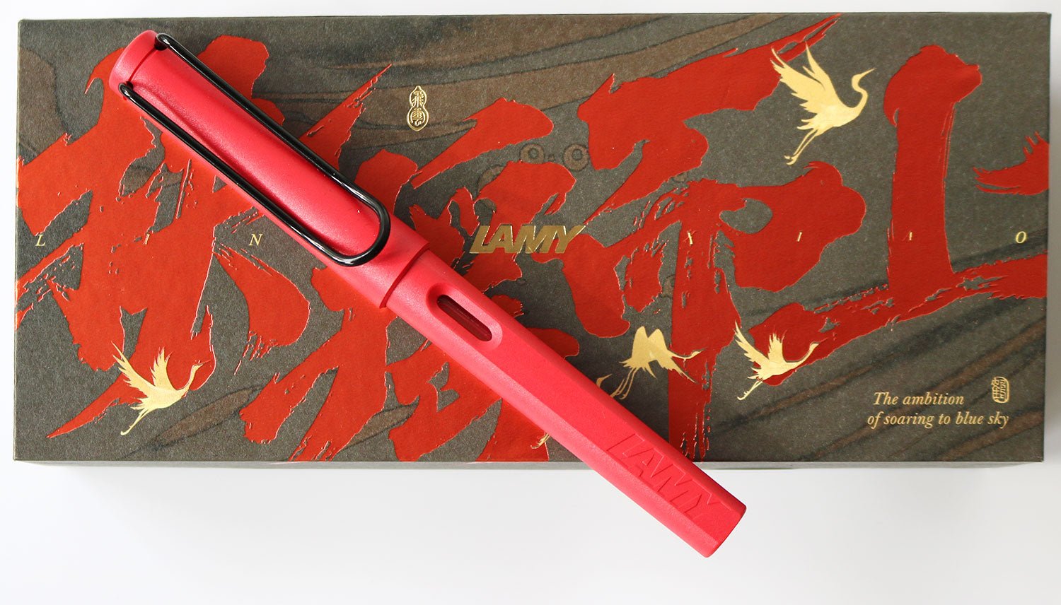 Lamy Safari - Penna roller con incisione e confezione regalo, colore: Rosso Lamy Safari - Penna roller con incisione e confezione regalo, colore: Rosso