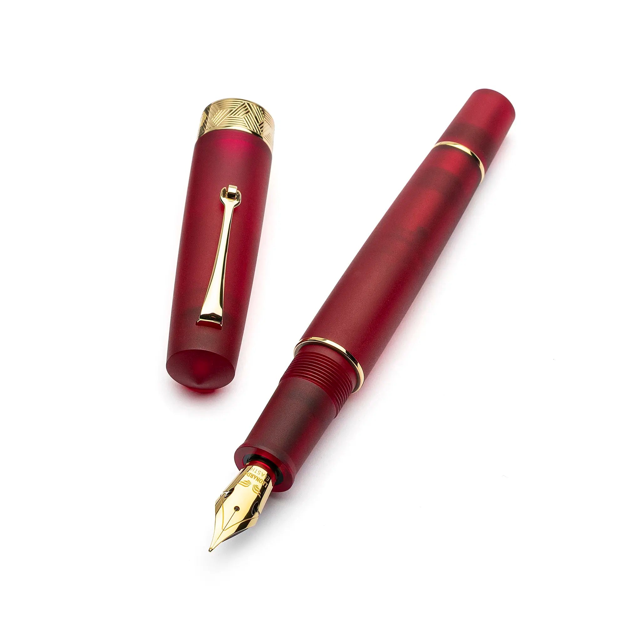 Leonardo Momento Zero Grande Pura Frosted Red fountain pen - Fontoplumo