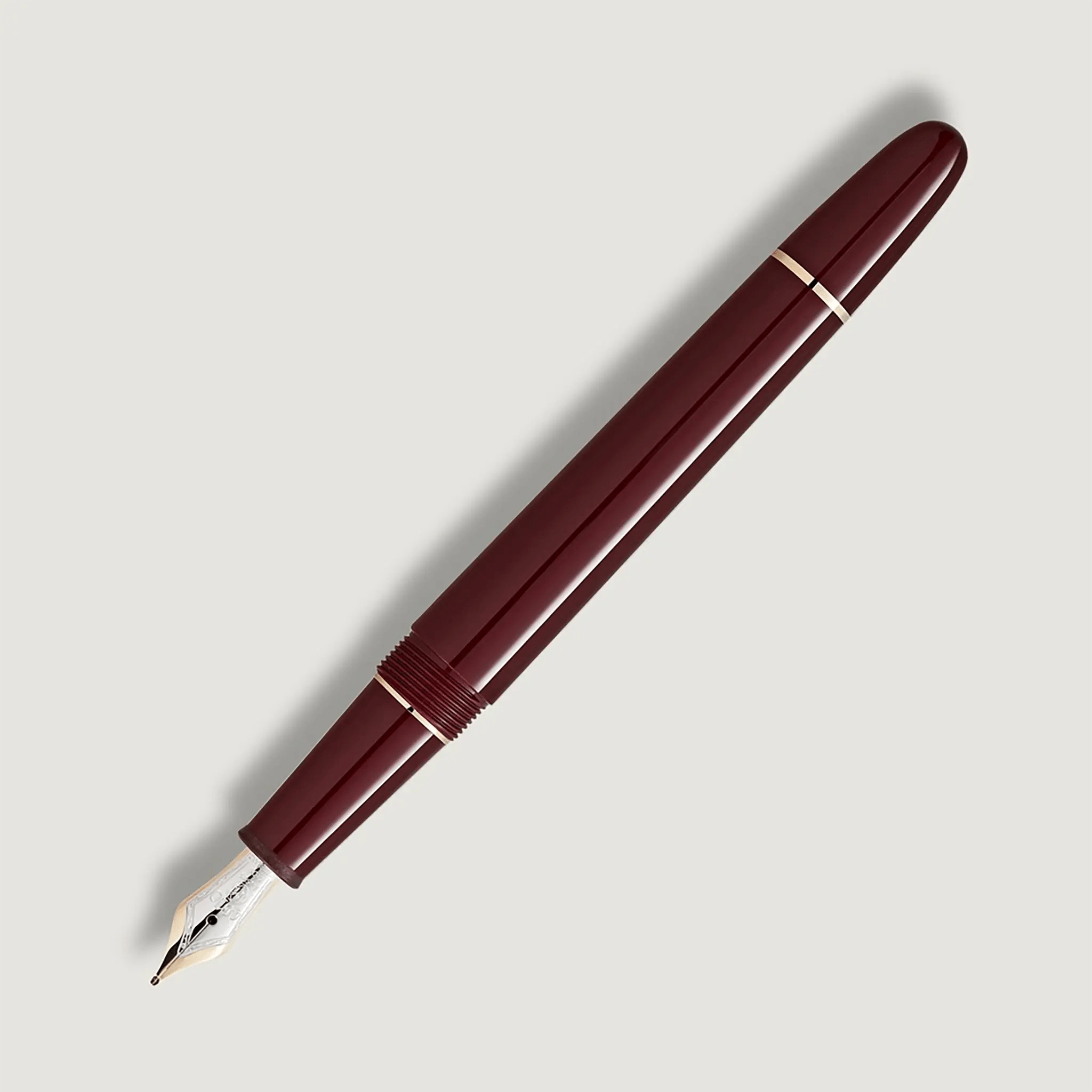 Montblanc Meisterstück Burgundy Red 145 Classique fountain pen - Fontoplumo