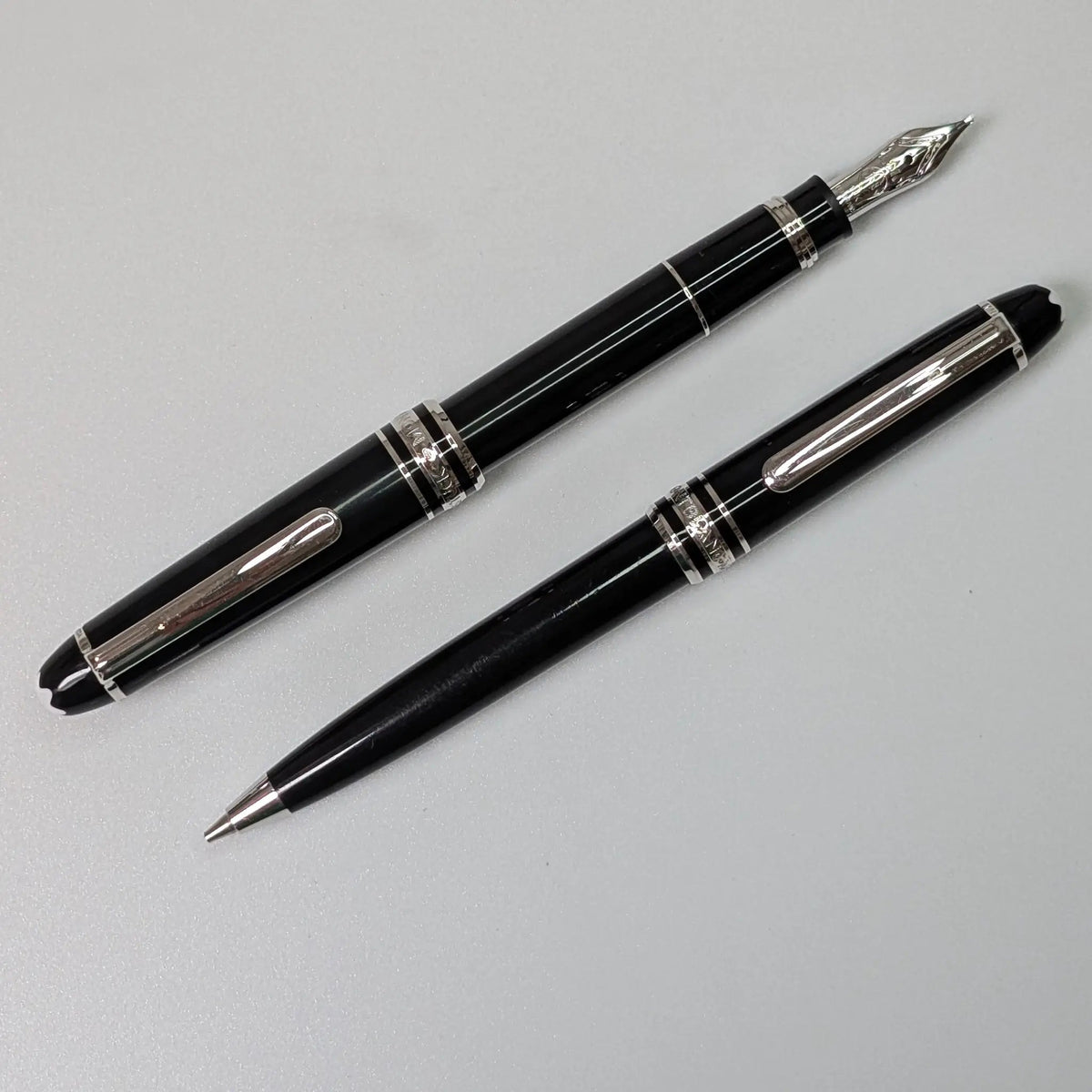 Montblanc Mozart SET platinum trim fountain pen and mechanical pencil - Fontoplumo
