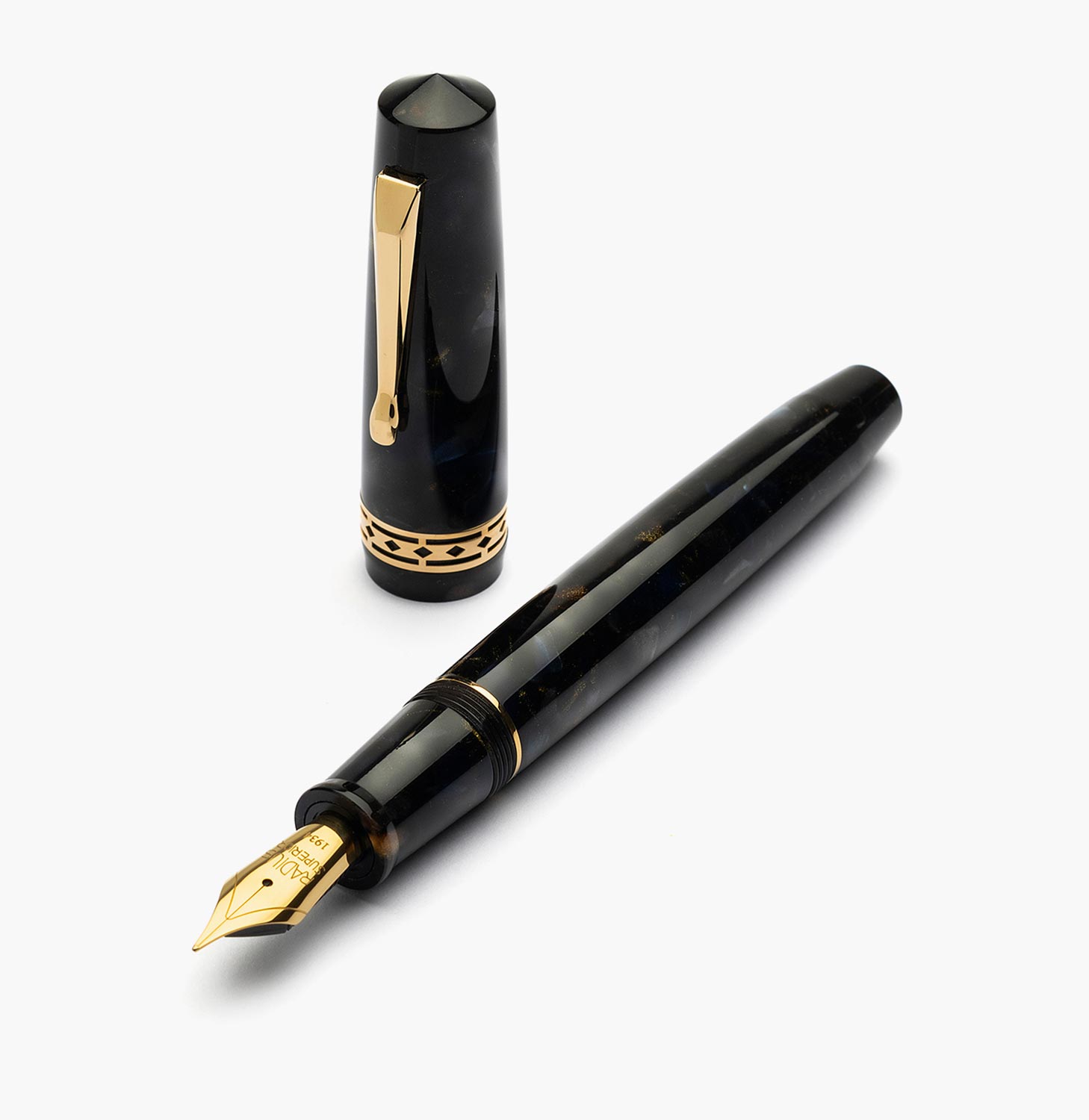 Radius Settimo Roccia Marina gold fountain pen - Fontoplumo