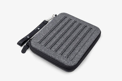 Gravitas pen case for 6 pens