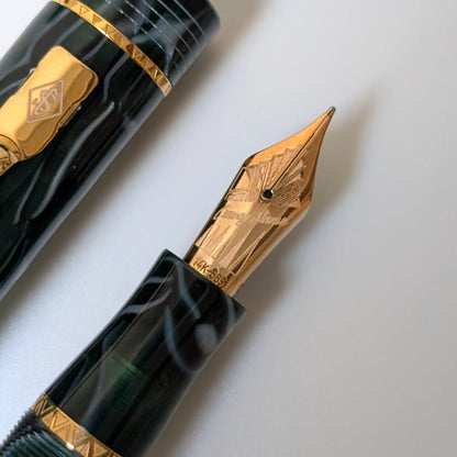 Conway Stewart Oversized Churchill green lagoon fountain pen - PL
