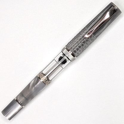Gioia Luminosa grey fountain pen