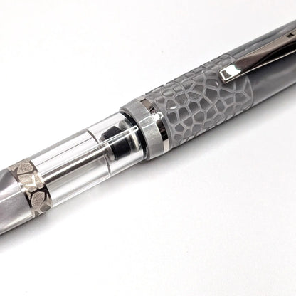 Gioia Luminosa grey fountain pen