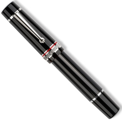 Delta Magnifica Orange oversize fountain pen