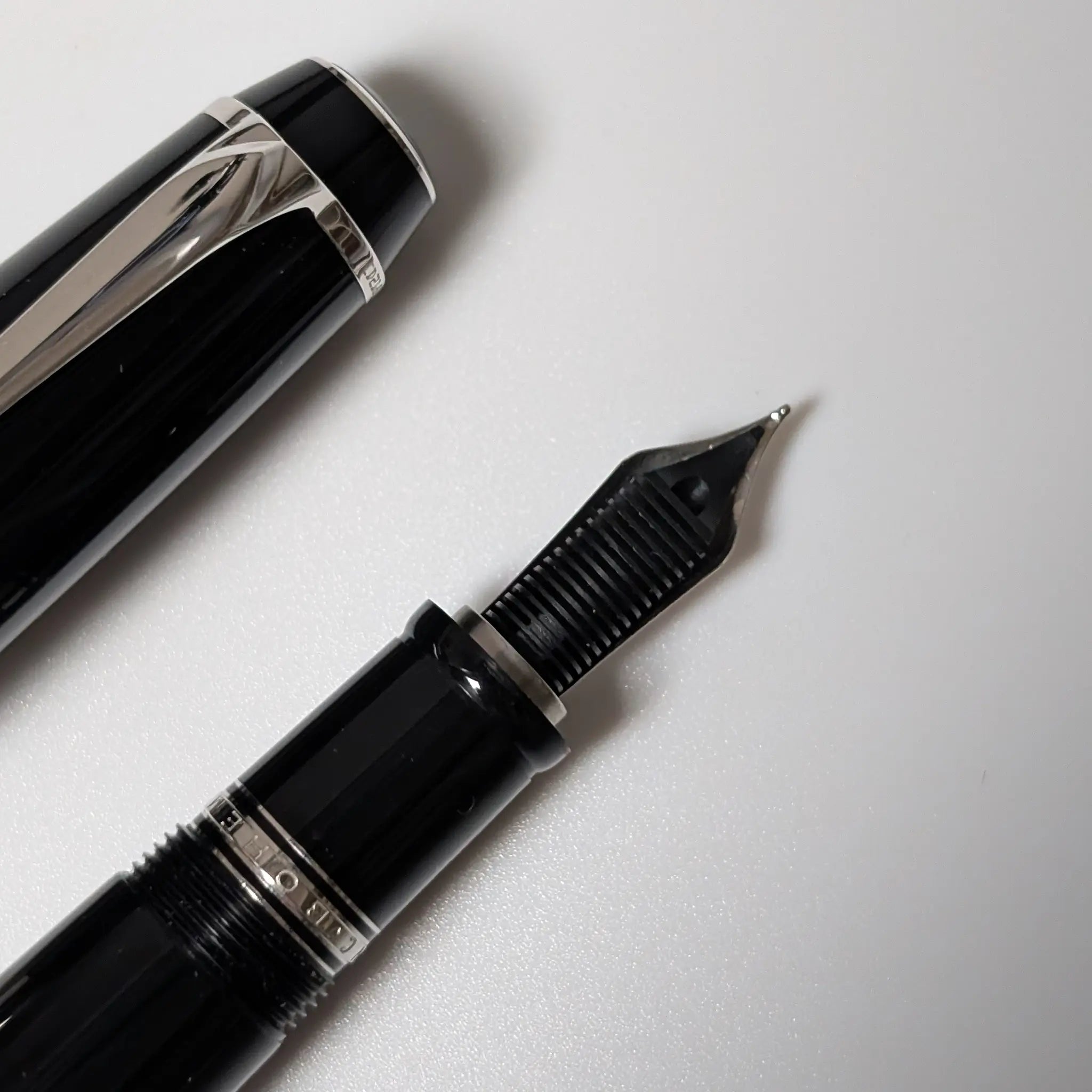Montblanc Boheme Big Size fountain pen with platinum trim