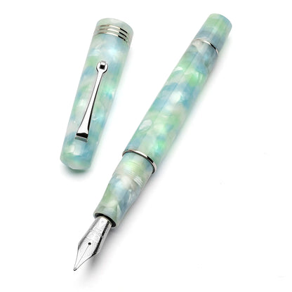 Leonardo Momento Zero Artica fountain pen