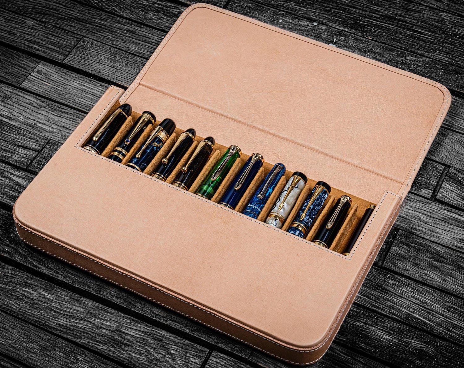 Galen Leather Magnum Opus 12 Slots Hard Pen Case with Removable Pen Tray - Undyed