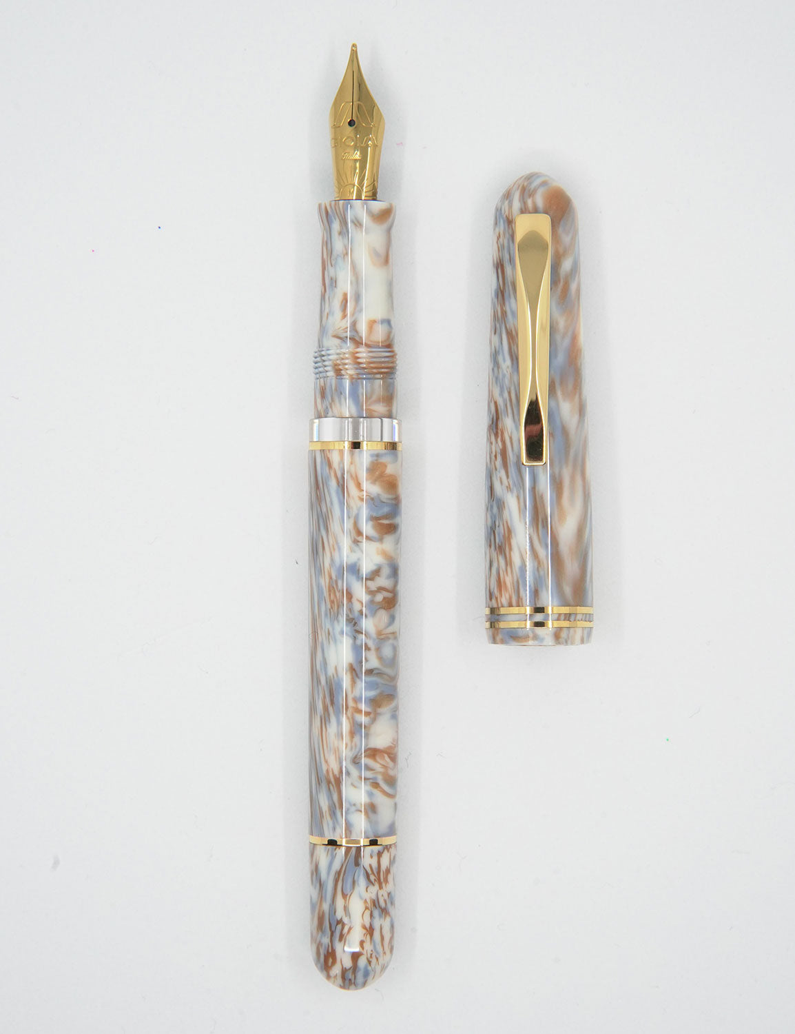 Gioia Métis Cappuccino gold fountain pen