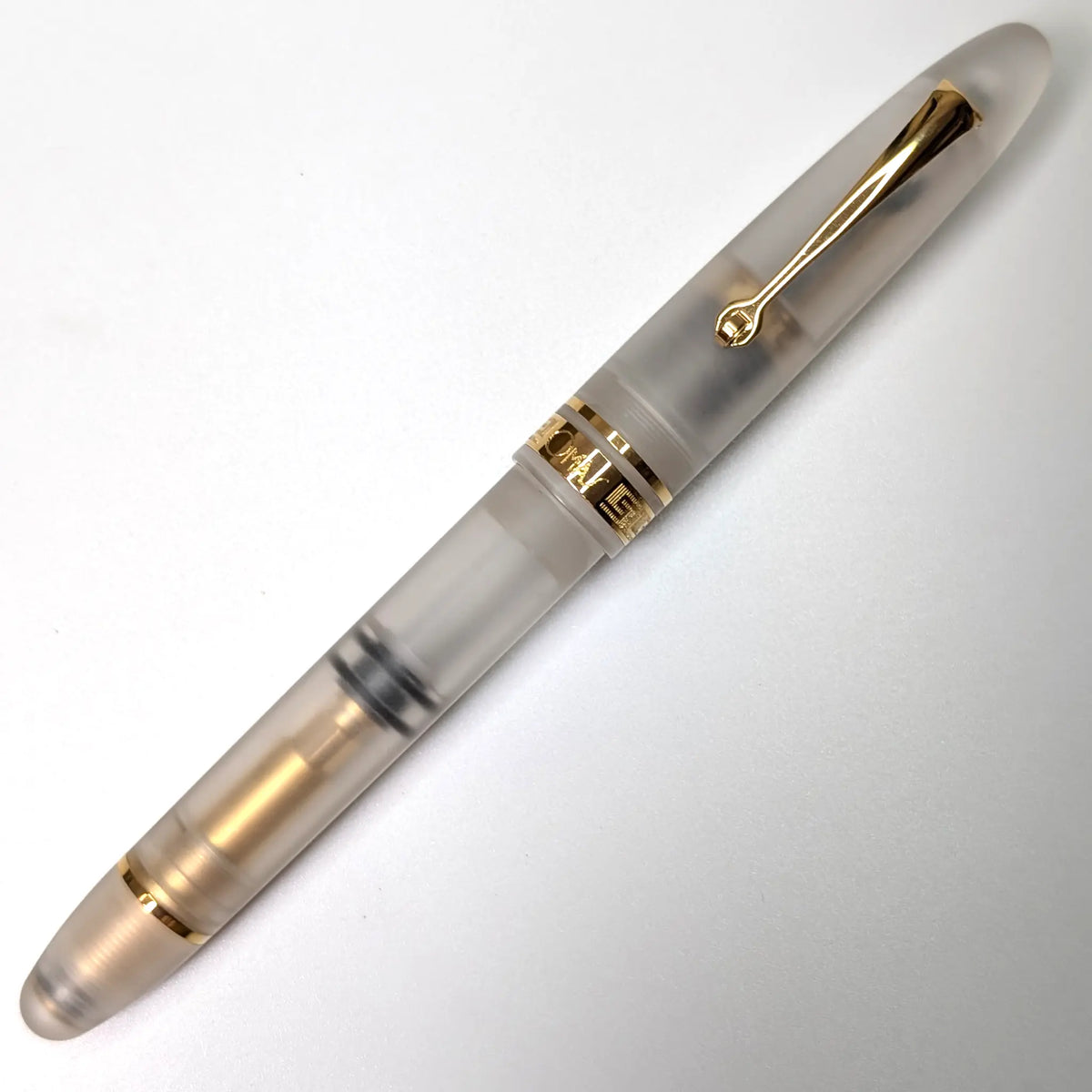 Omas Ogiva Frosted Demonstrator and gold fountain pen - PL