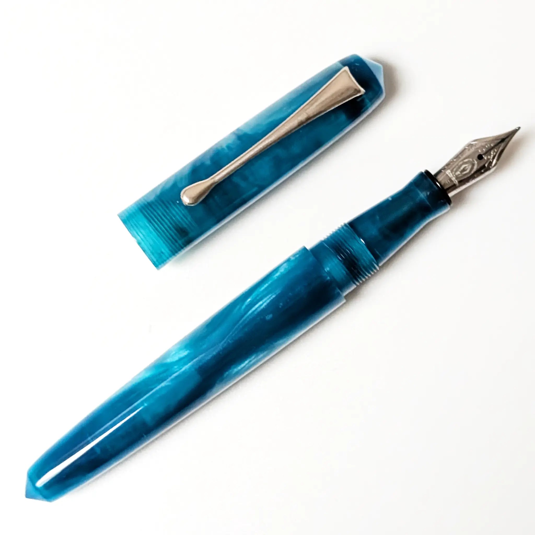 Edison Pearlette turquoise fountain pen - Fontoplumo