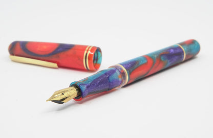 Gioia Métis Iride gold fountain pen - Fontoplumo