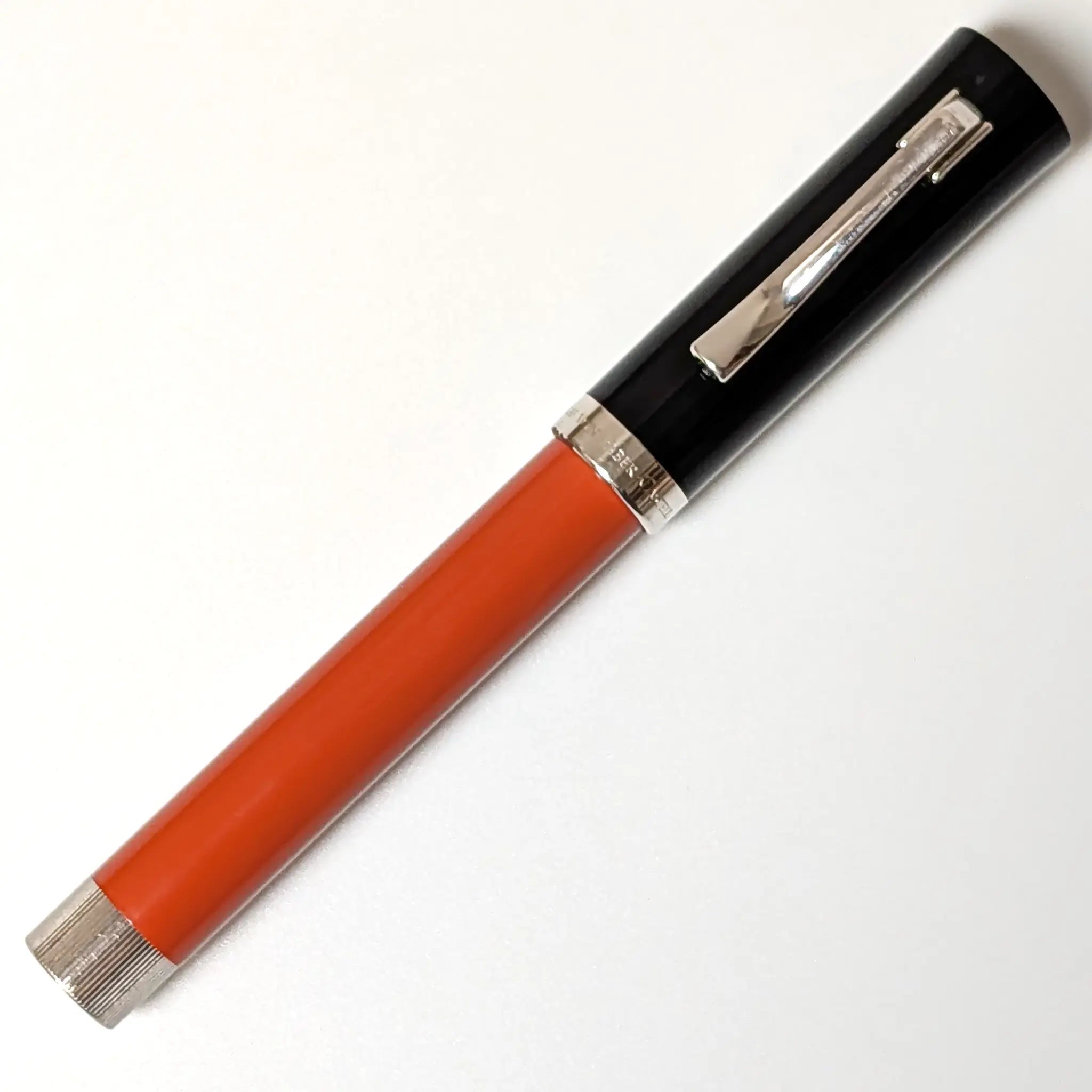 Graf von Faber Castell Intuition Terra fountain pen - Fontoplumo