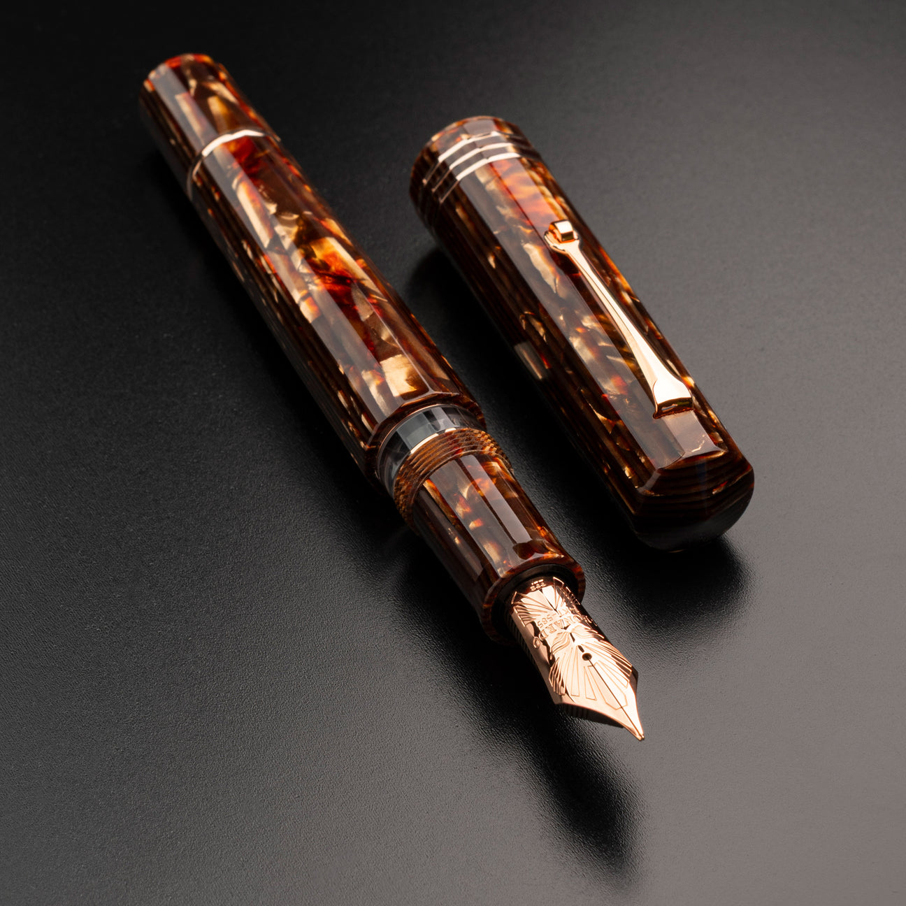 Leonardo Gran Maestro Bronze celluloid faceted