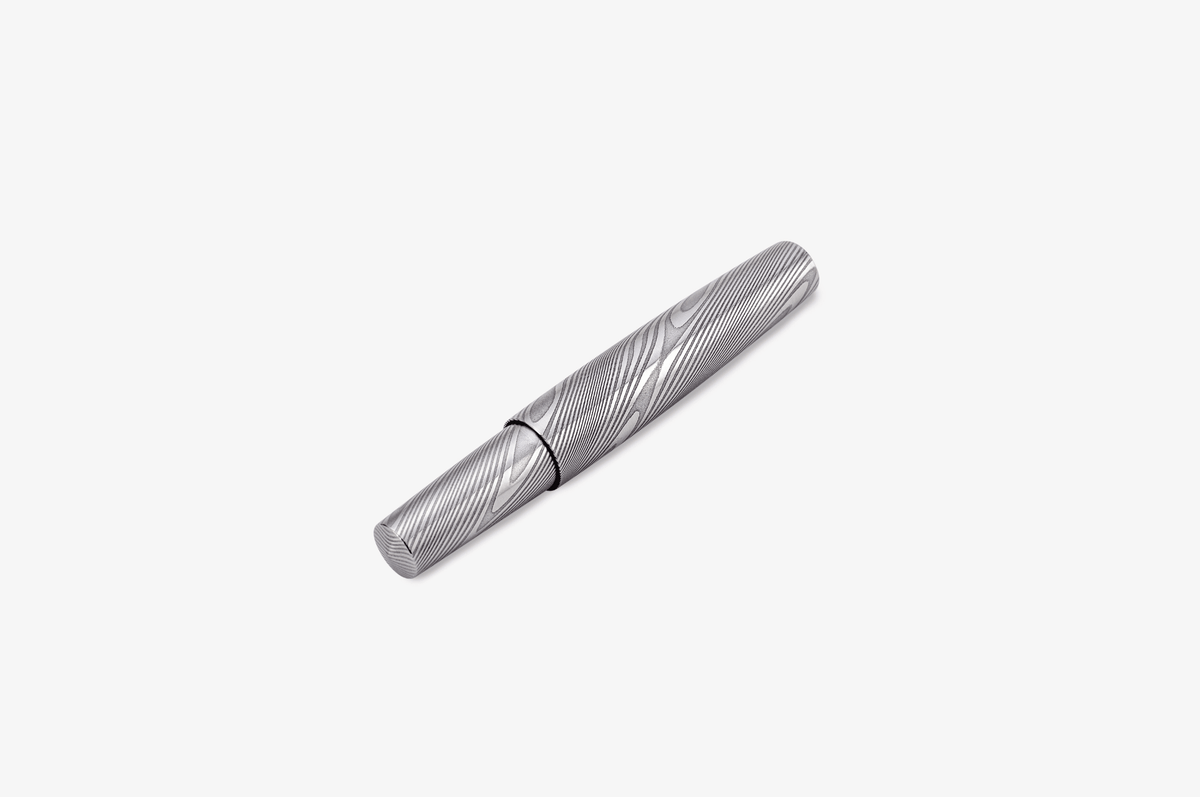 Gravitas Dinkey Damascus - Fontoplumo