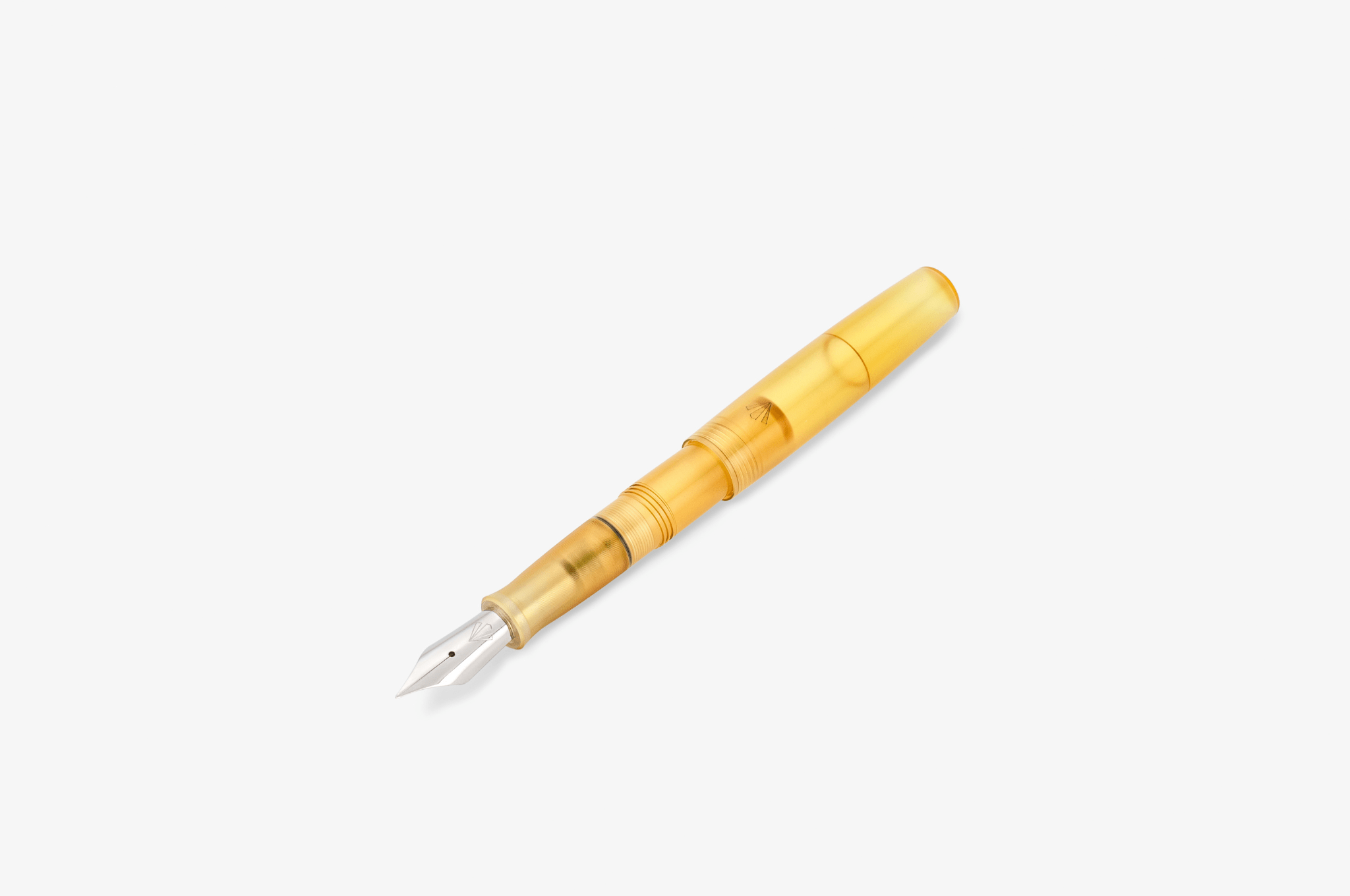 Gravitas Dinkey Ultem - Fontoplumo