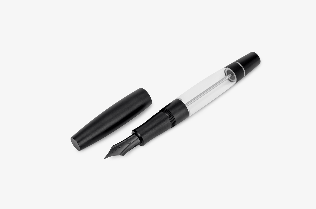 Gravitas Monster Aluminum Black - Fontoplumo