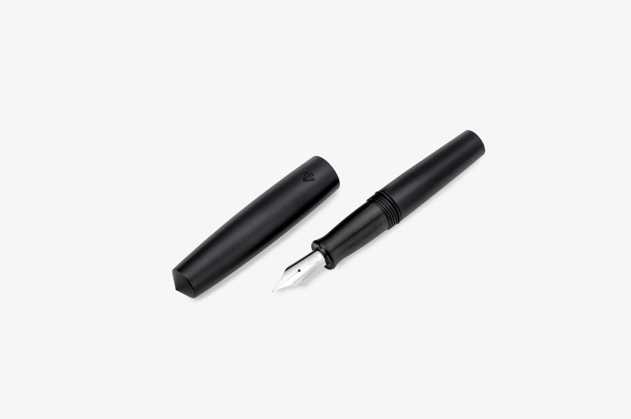 Gravitas Pocket Aluminum Black - Fontoplumo
