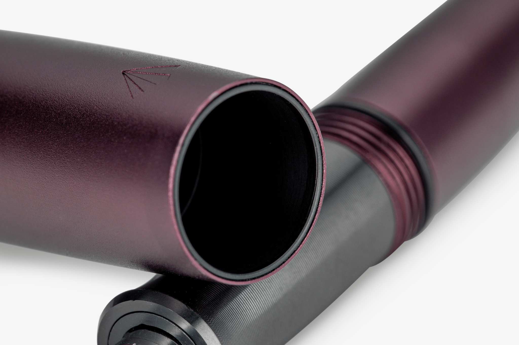 Gravitas Pocket Aluminum Cherry Velvet - Fontoplumo