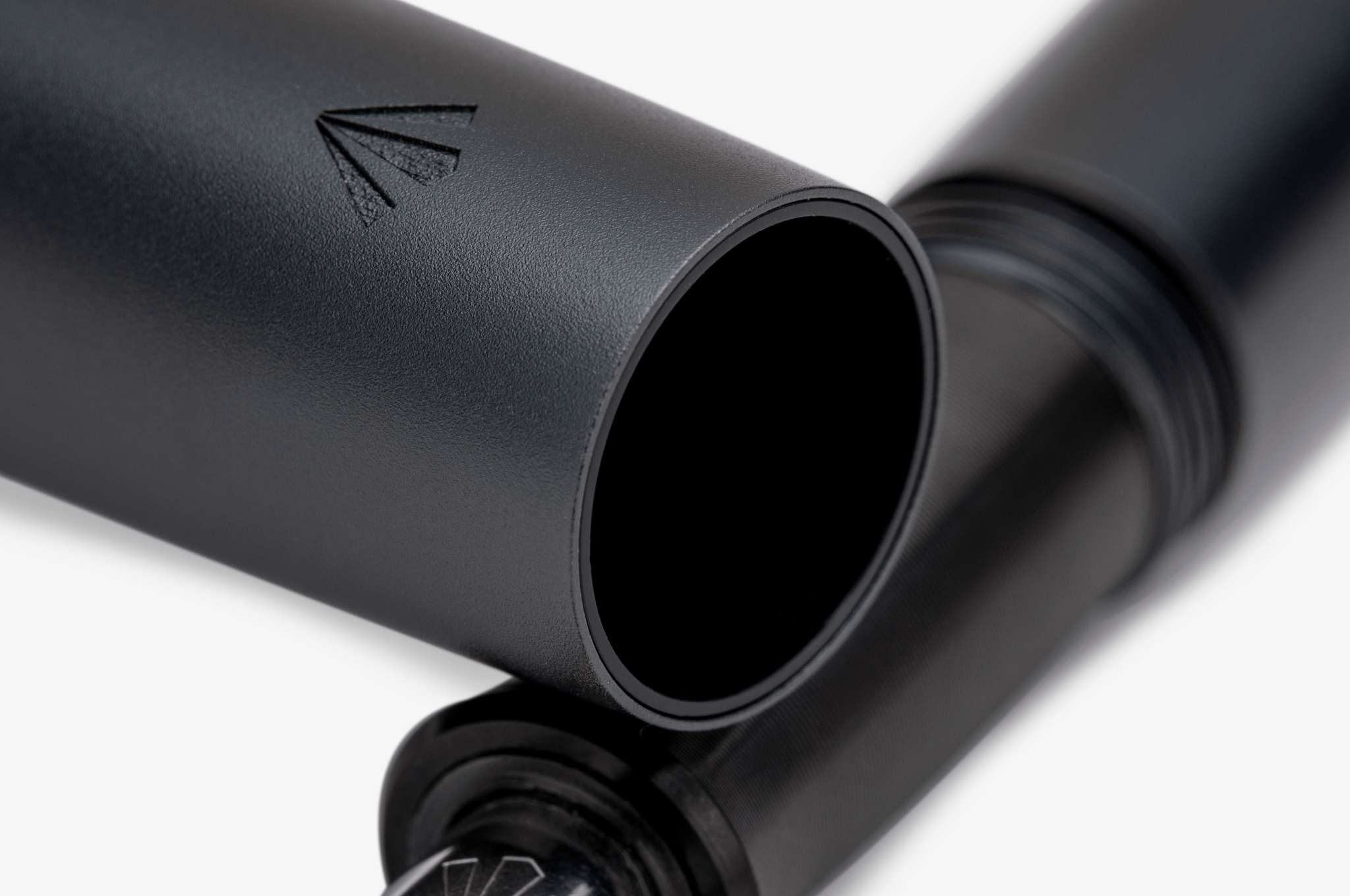 Gravitas Pocket Aluminum Dark Olive Grey - Fontoplumo