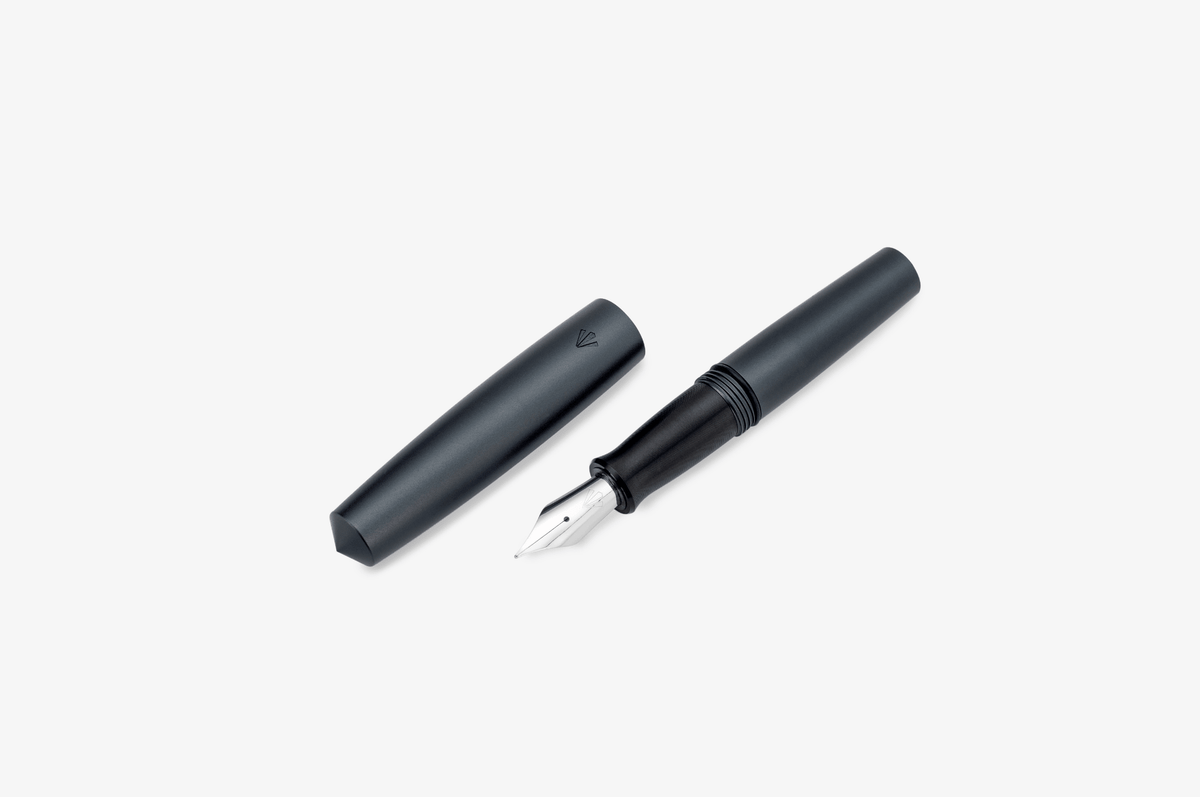 Gravitas Pocket Aluminum Dark Olive Grey - Fontoplumo