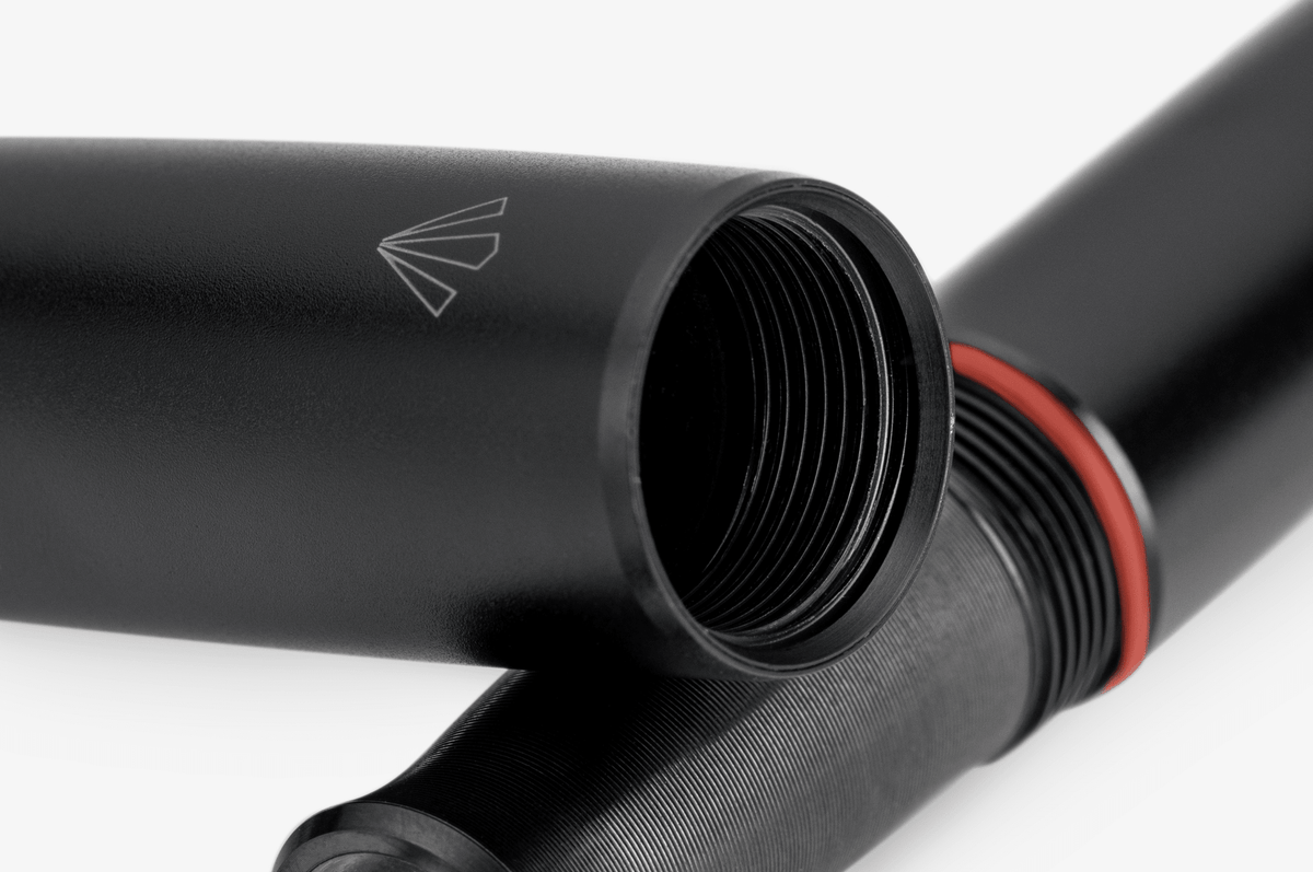 Gravitas Sentry Aluminium Black - Fontoplumo