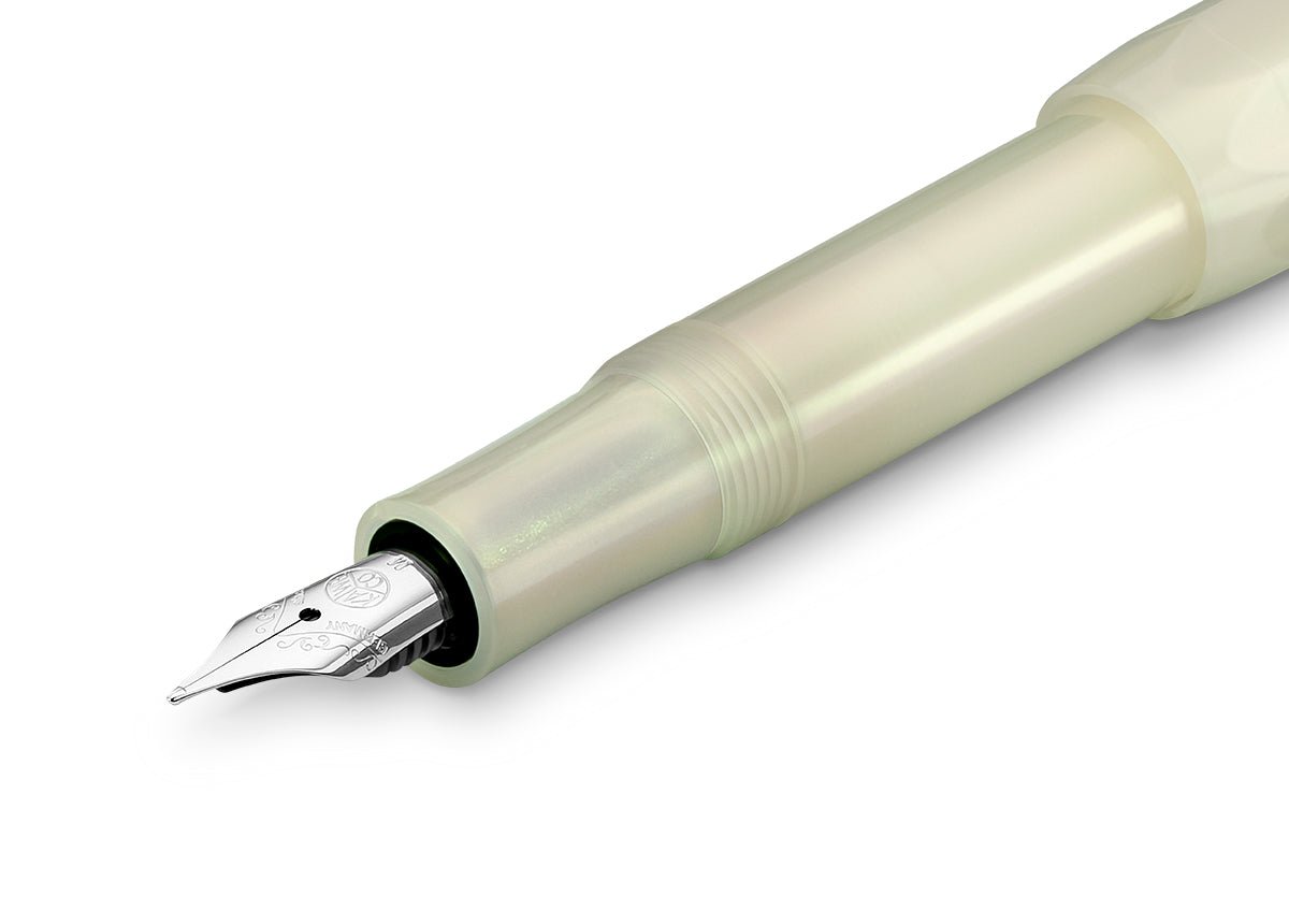 Kaweco Sport Lunar light green fountain pen - Fontoplumo