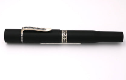 Kilk Camera Laterna Matte Black fountain pen - Fontoplumo