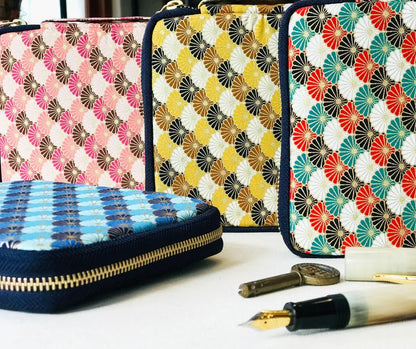 Kyokuhaku pen case for 10 pens Seigaiha - Fontoplumo