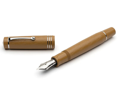 Leonardo Audace Art Nouveau mustard yellow fountain pen - Fontoplumo