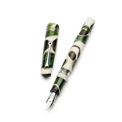 Leonardo Momento Foglia / Leaf fountain pen - Fontoplumo