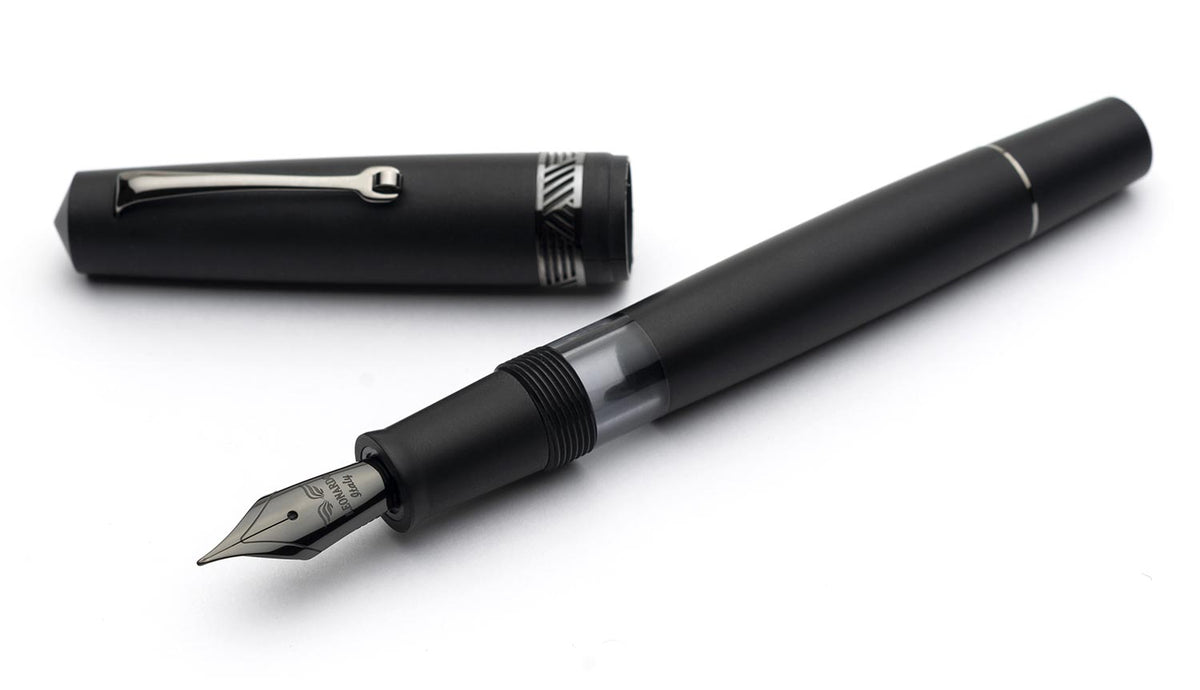 Leonardo Momento Magico black matte - Fontoplumo