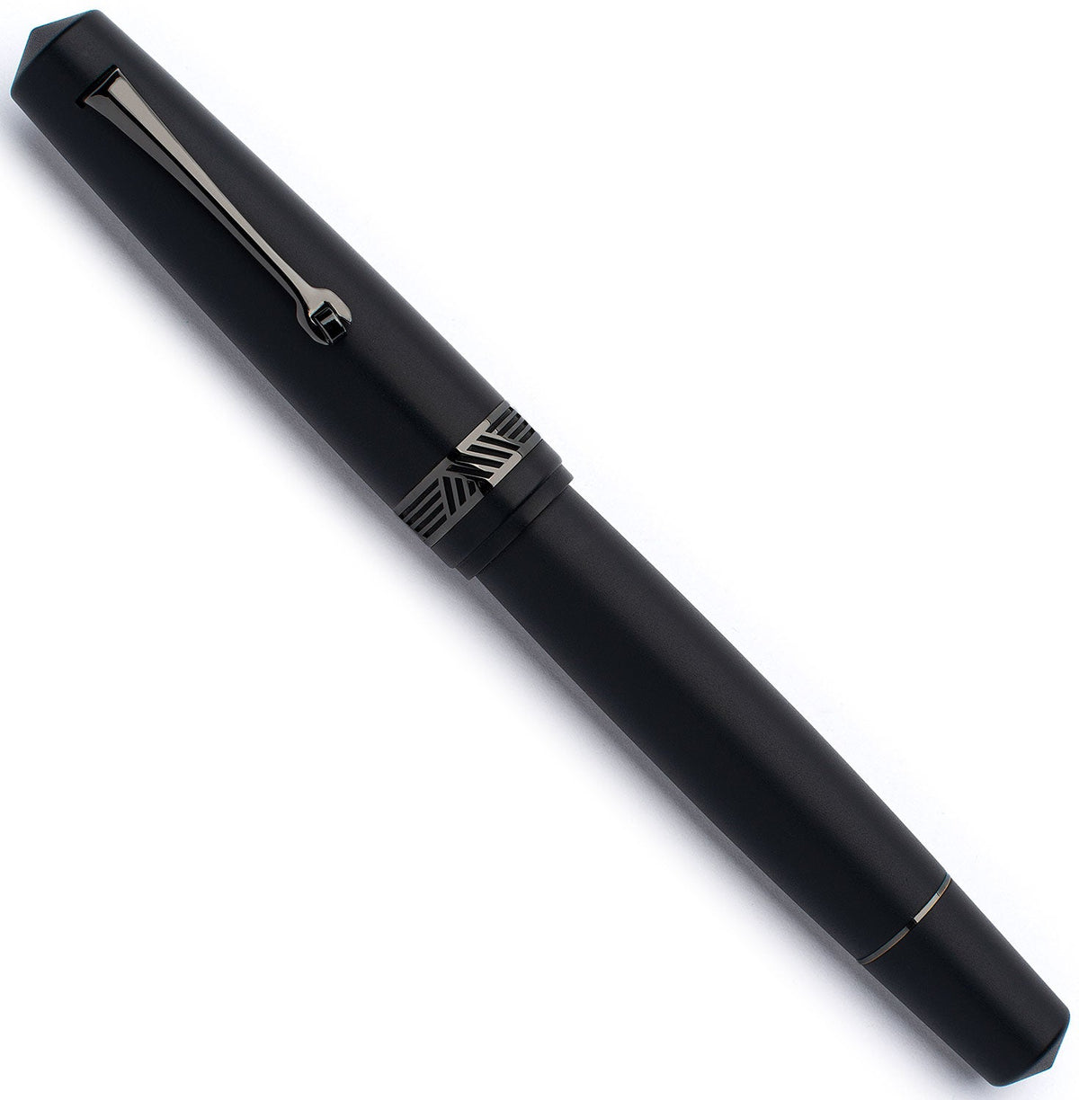 Leonardo Momento Magico black matte - Fontoplumo