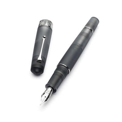 Leonardo Momento Zero Grande Pura Frosted Grey fountain pen - Fontoplumo