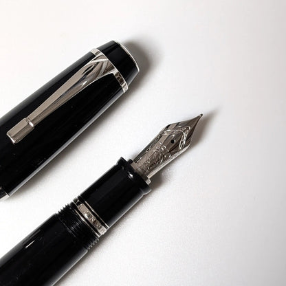 Montblanc Boheme Big Size fountain pen with platinum trim - Fontoplumo