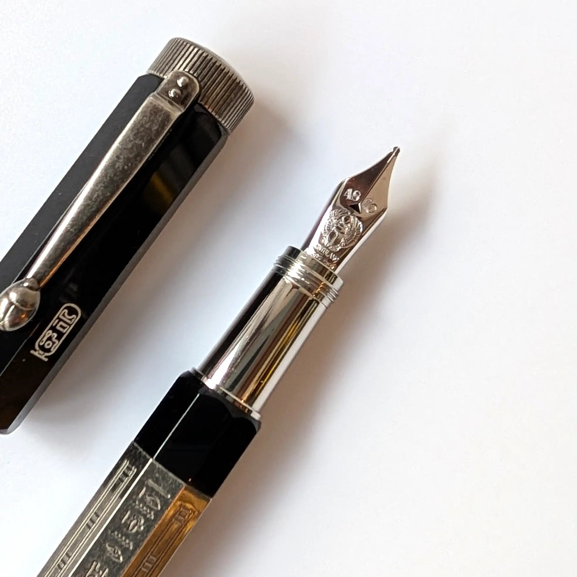 Montblanc Egyptomania Duoe fountain pen - Fontoplumo