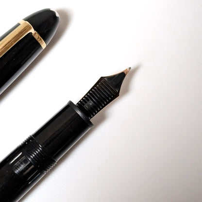 Montblanc Meisterstück 146 LeGrand gold trim - Fontoplumo