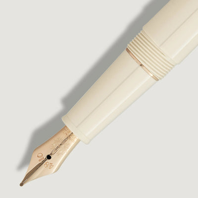 Montblanc Meisterstück Romeo & Juliet 145 Doué Classique fountain pen - Fontoplumo