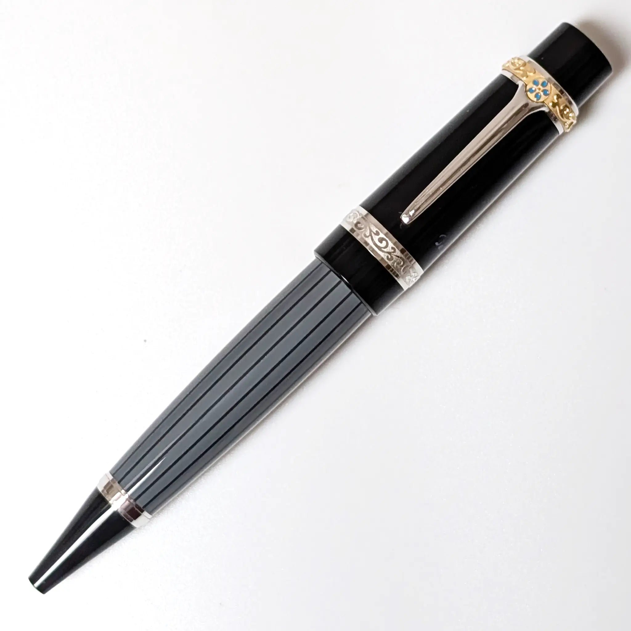 Montblanc Writers Edition 2013 Honore de Balzac ballpoint pen - Fontoplumo