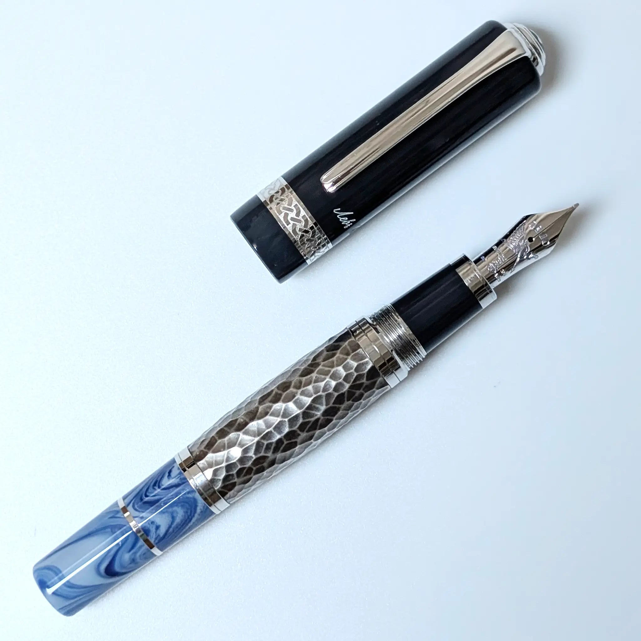 Montblanc Writers Edition 2015 Leo Tolstoy fountain pen - Fontoplumo