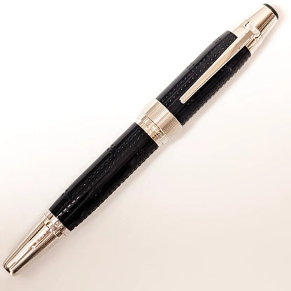 Montblanc Writers Edition 2017 Antoine de Saint Exupery fountain pen - Fontoplumo