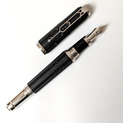 Montblanc Writers Edition 2020 Victor Hugo fountain pen - Fontoplumo