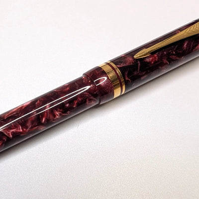 Parker Duofold Centennial red mable fountain pen - Fontoplumo