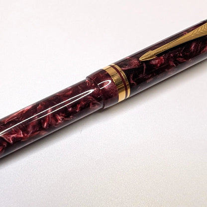 Parker Duofold Centennial red mable fountain pen - Fontoplumo